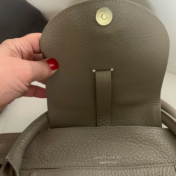 Meli Melo Classic Medium Thelma Halo Bag in Taupe - Picture 9 of 14